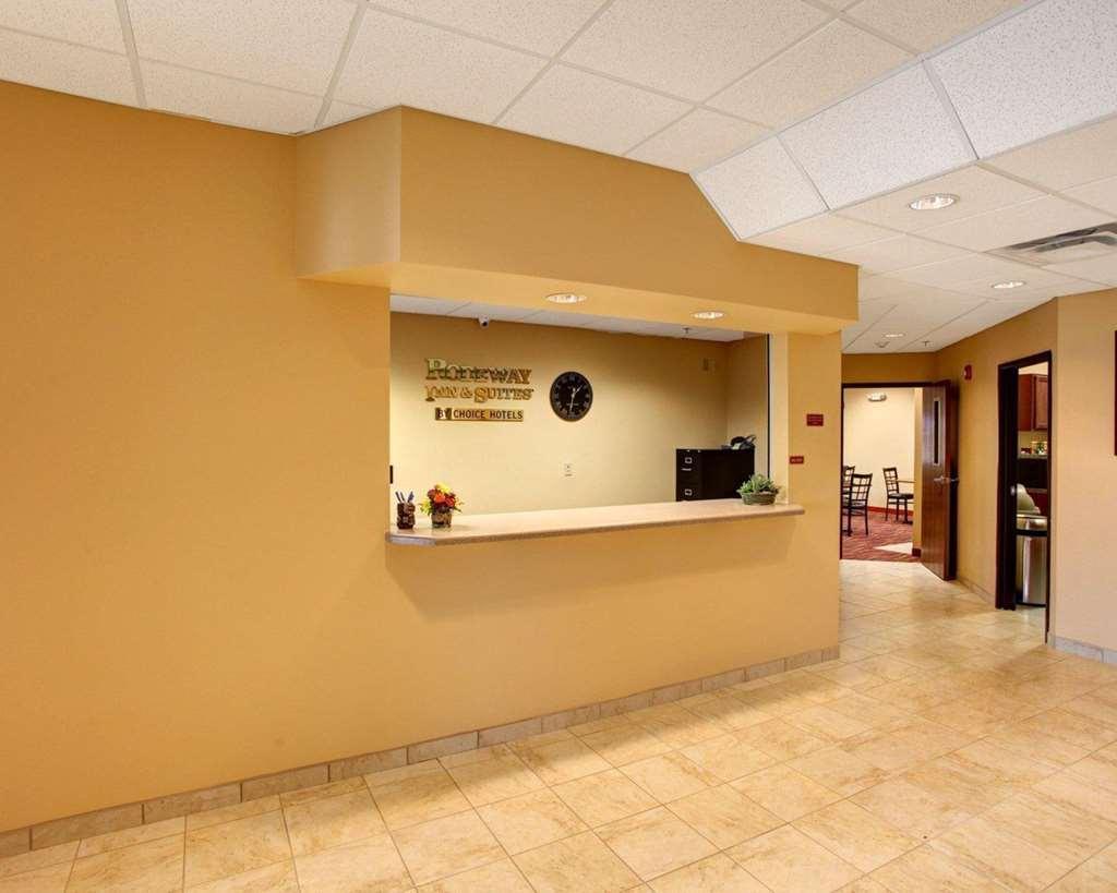 Rodeway Inn & Suites Phillipsburg Intérieur photo