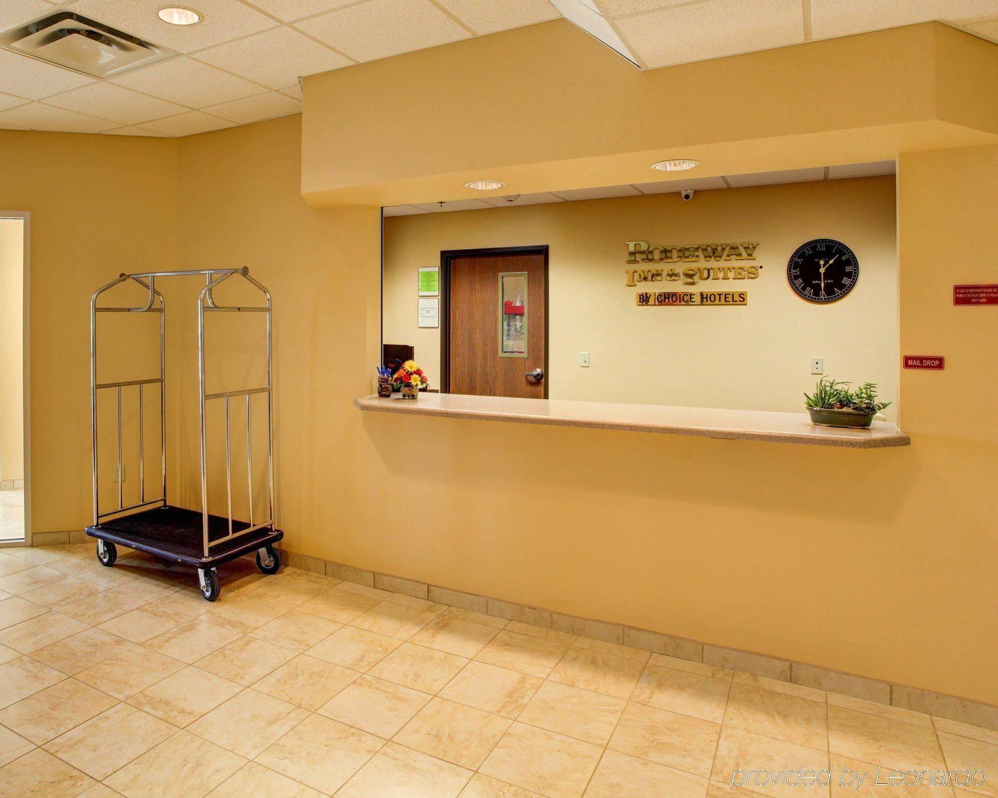 Rodeway Inn & Suites Phillipsburg Extérieur photo