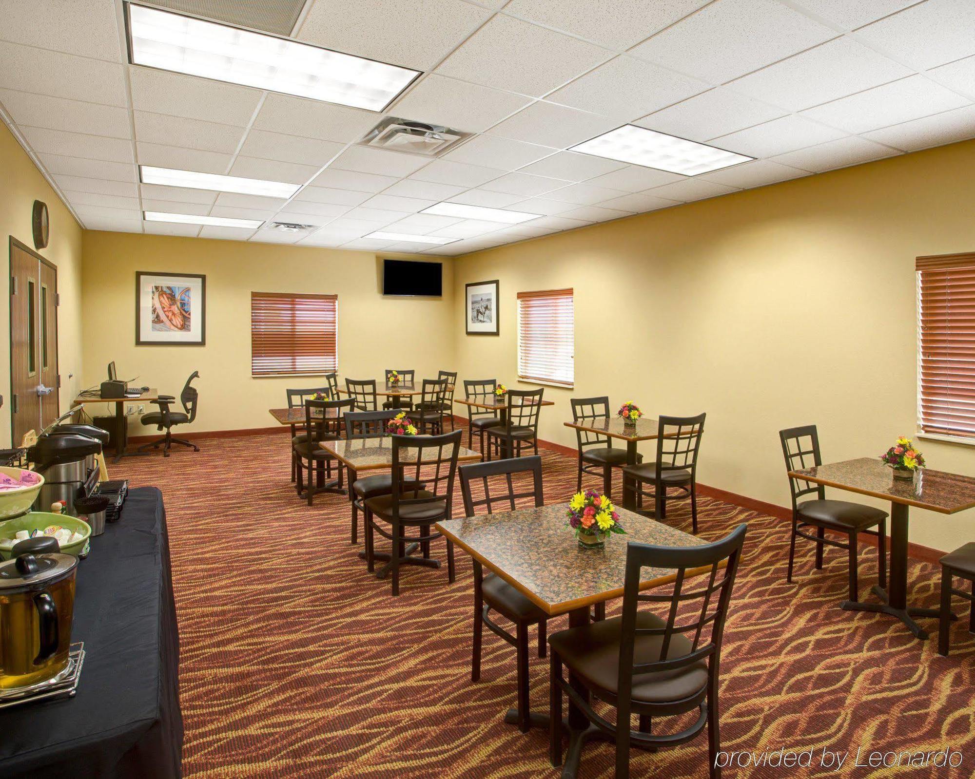 Rodeway Inn & Suites Phillipsburg Extérieur photo