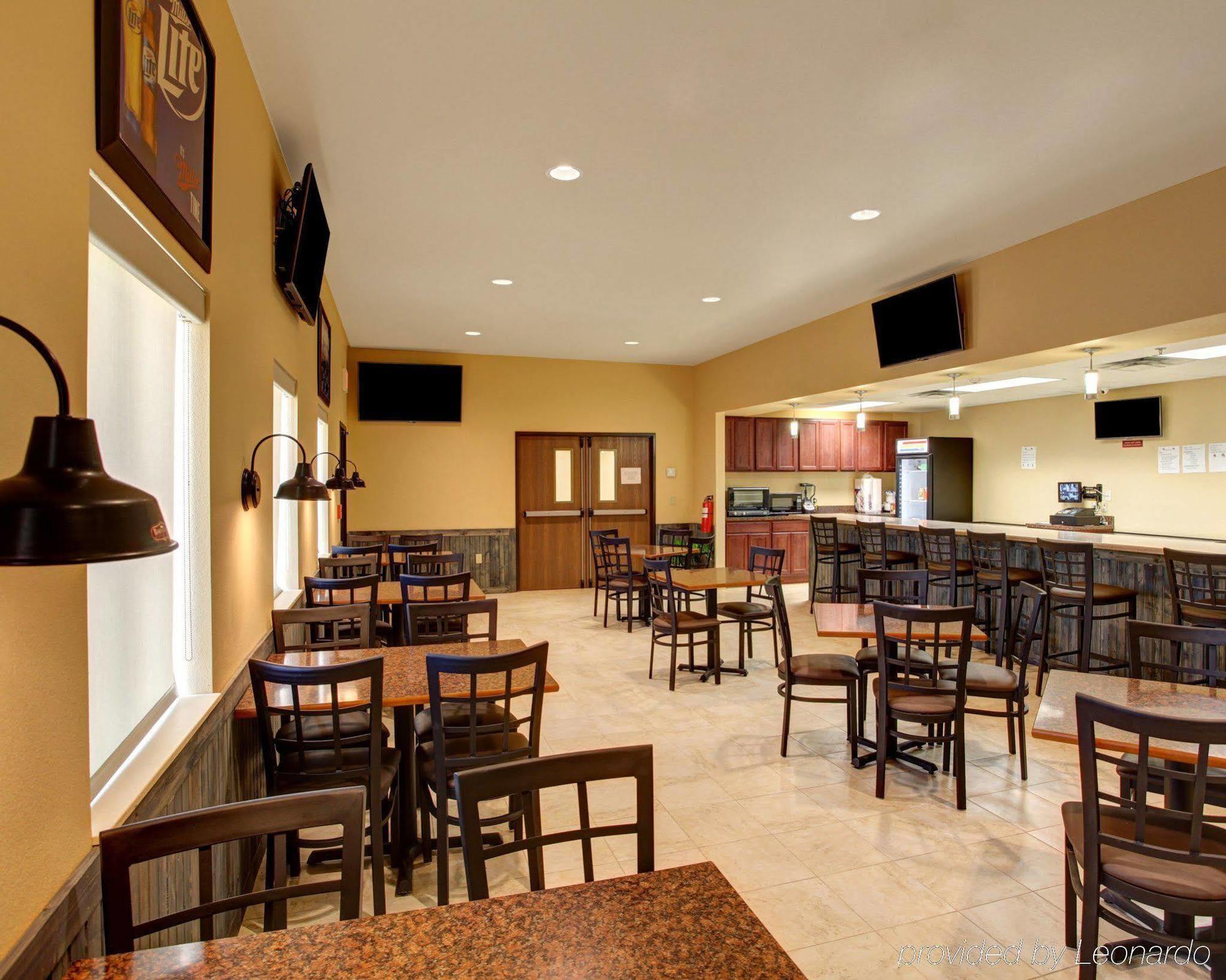 Rodeway Inn & Suites Phillipsburg Extérieur photo