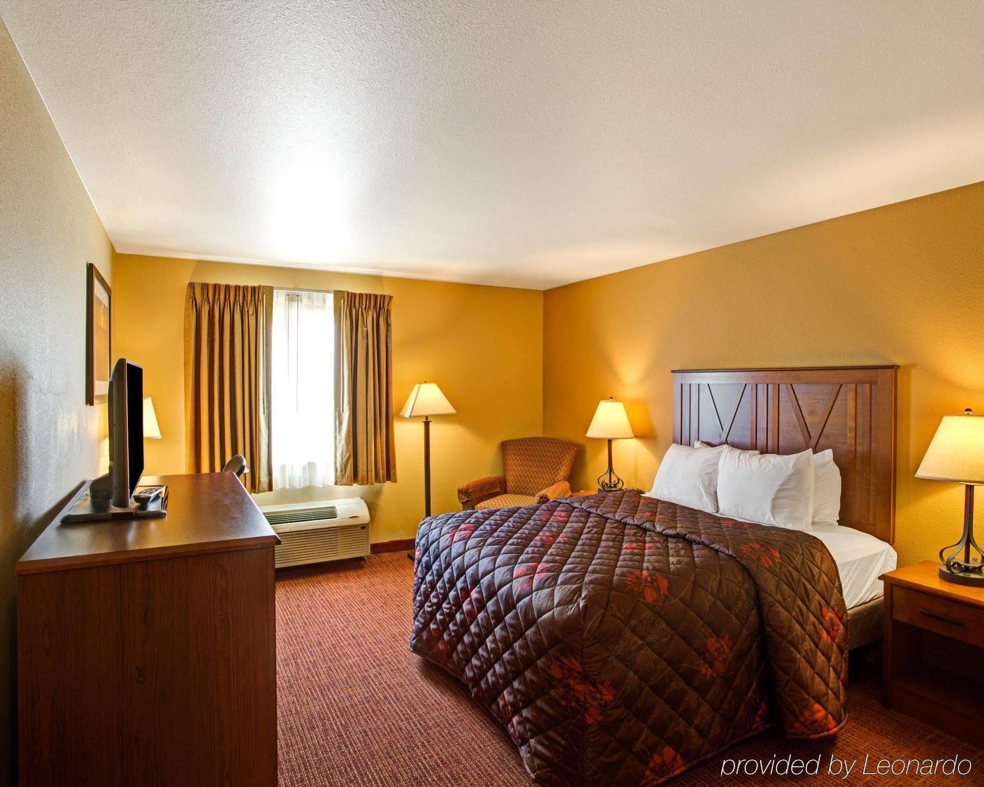 Rodeway Inn & Suites Phillipsburg Extérieur photo